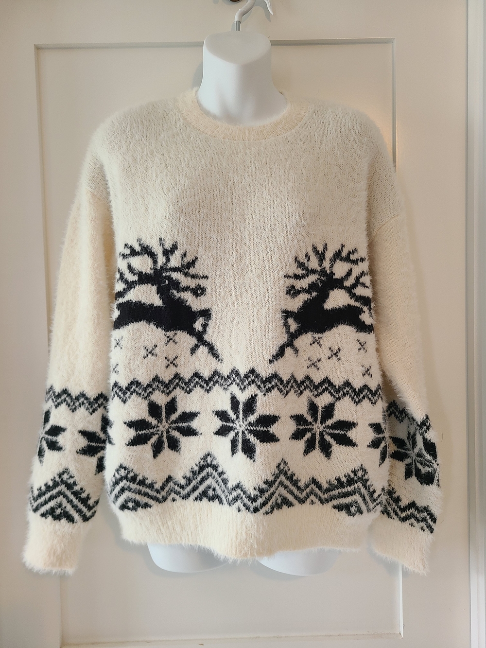 Primark Cream and Black Nordic Reindeer Crewneck Sweater